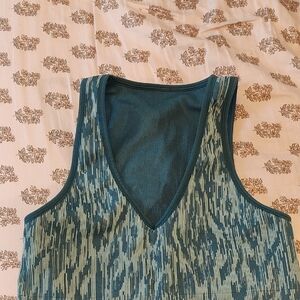 Athleta Aurora Cropped Teal Patterned Tank Top